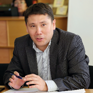 Almas Uderbayev
